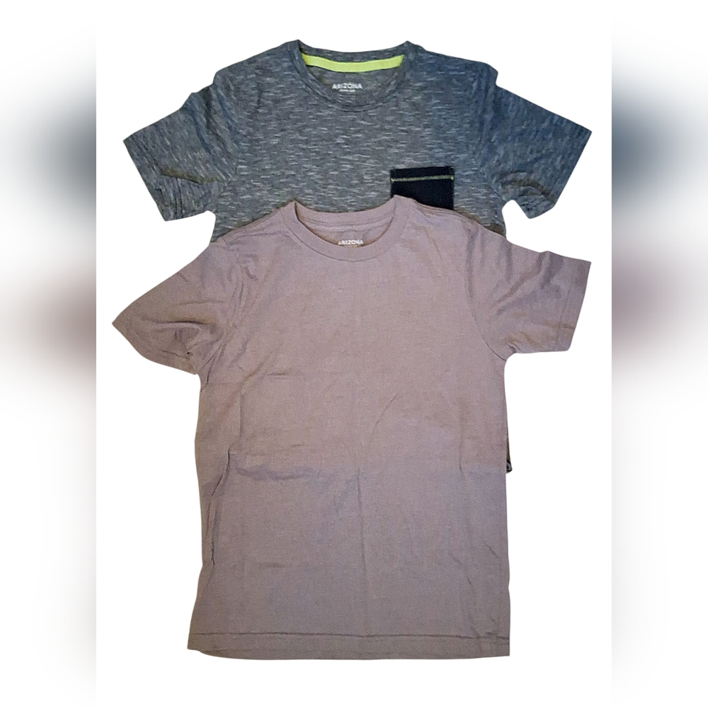Arizona Jean Company Boy's Lot Of 2 T-Shirts Size 10/12 NWT